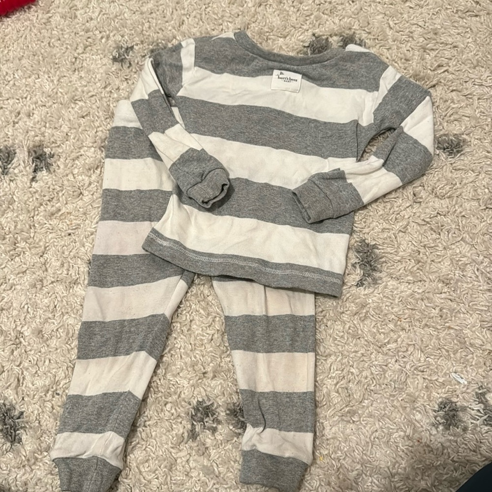 Burt’s bees pj set